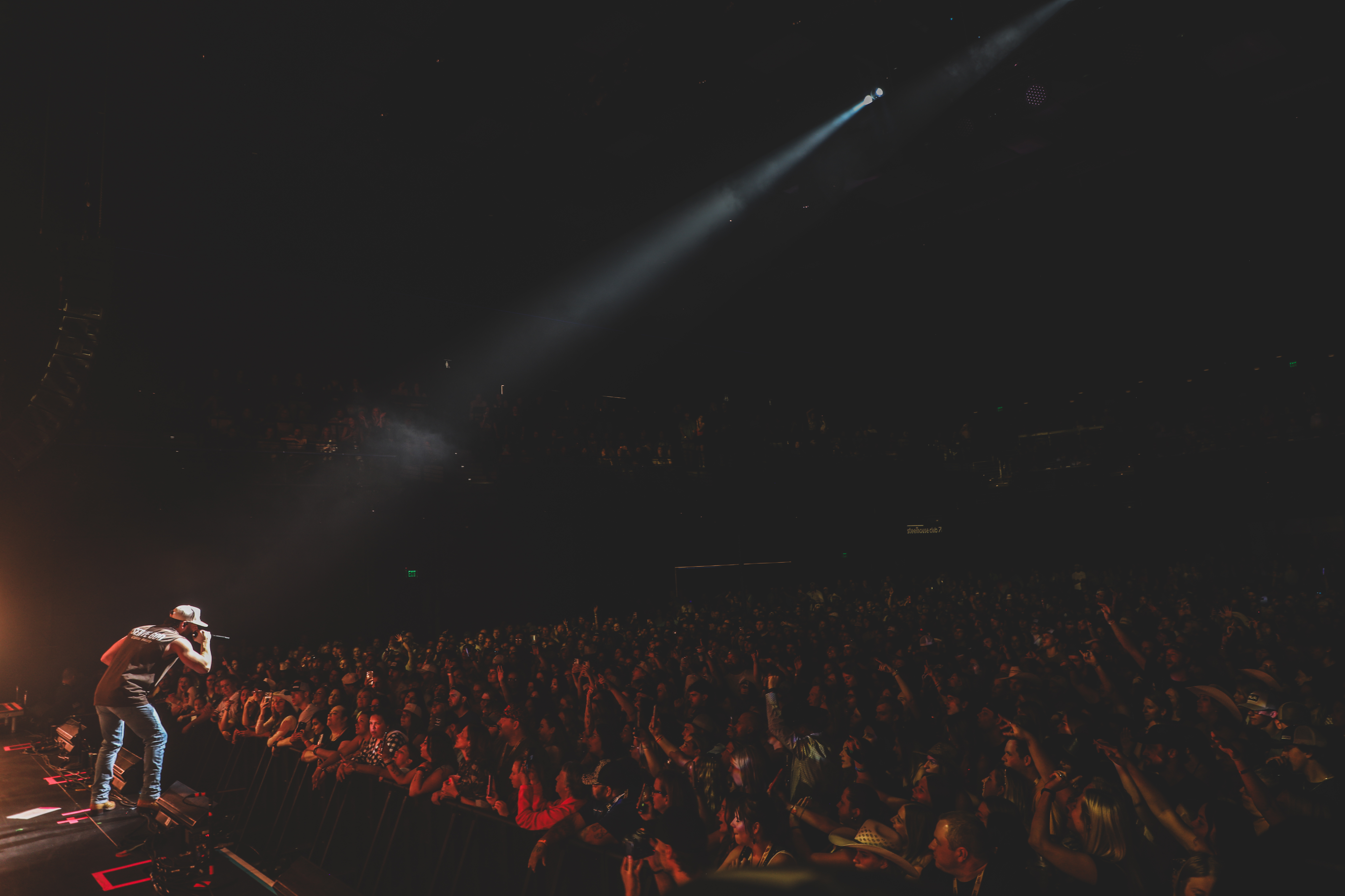 Dylan Scott: Easy Does It Tour